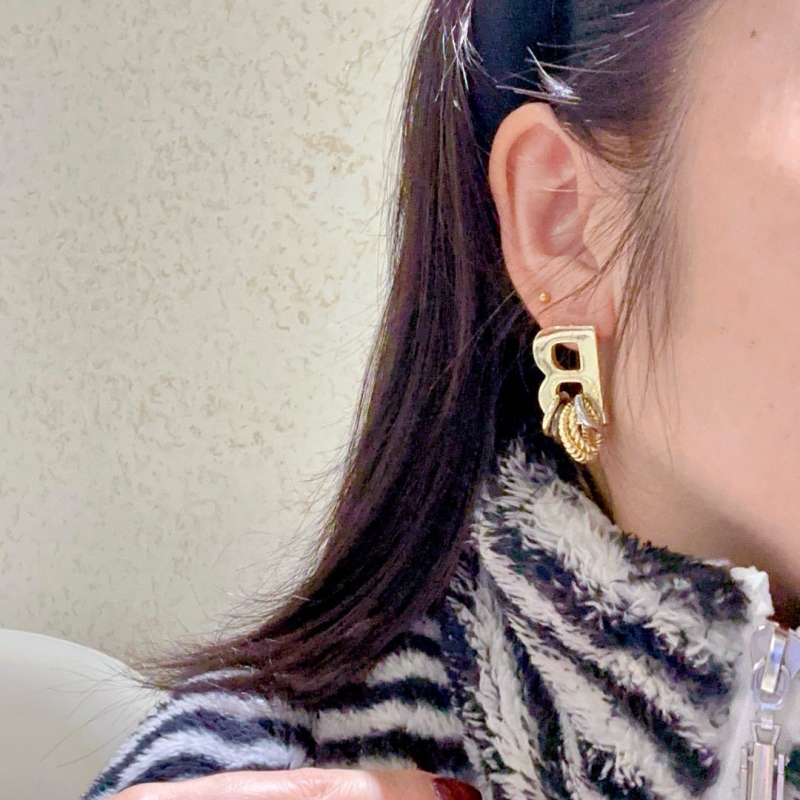 Ba1en*iaga earrings